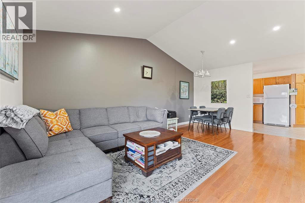 1928 Questa Drive, Windsor, Ontario  N8P 1M5 - Photo 3 - 25027878