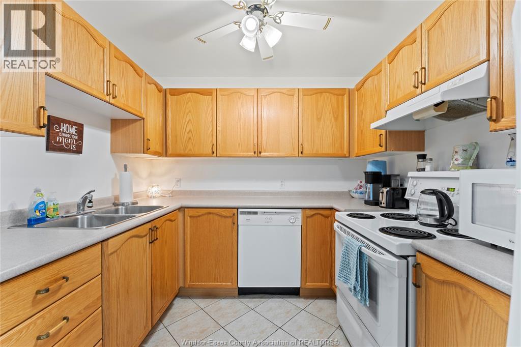 1928 Questa Drive, Windsor, Ontario  N8P 1M5 - Photo 8 - 25027878