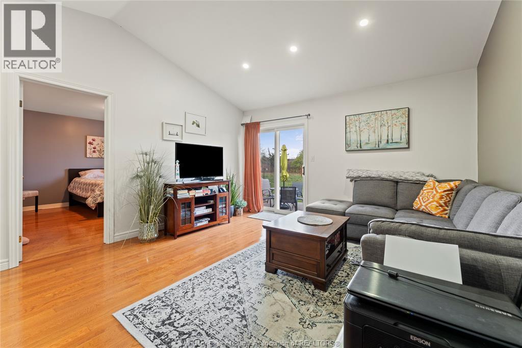 1928 Questa Drive, Windsor, Ontario  N8P 1M5 - Photo 6 - 25027878