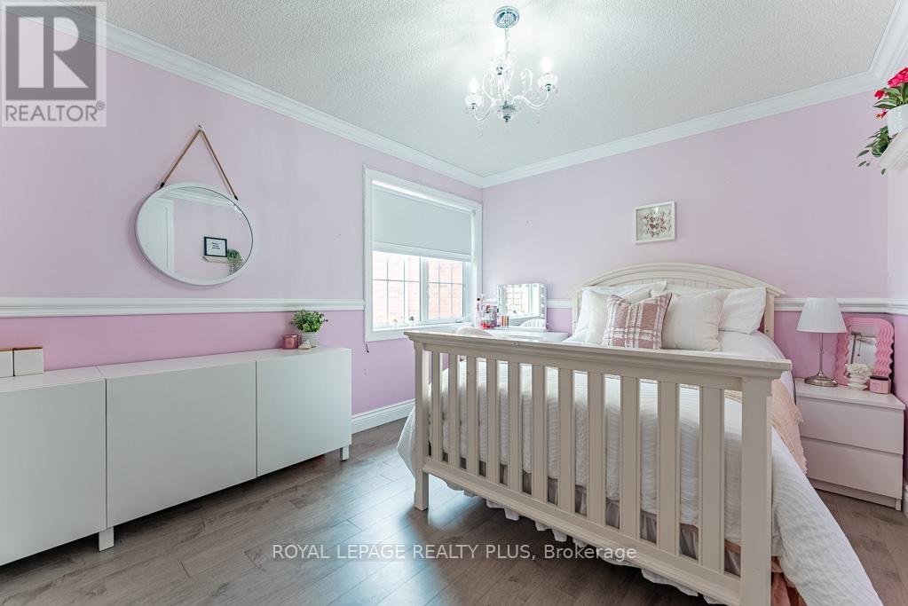 20 Navy Crescent, Brampton, Ontario  L7A 1P3 - Photo 39 - W12491028