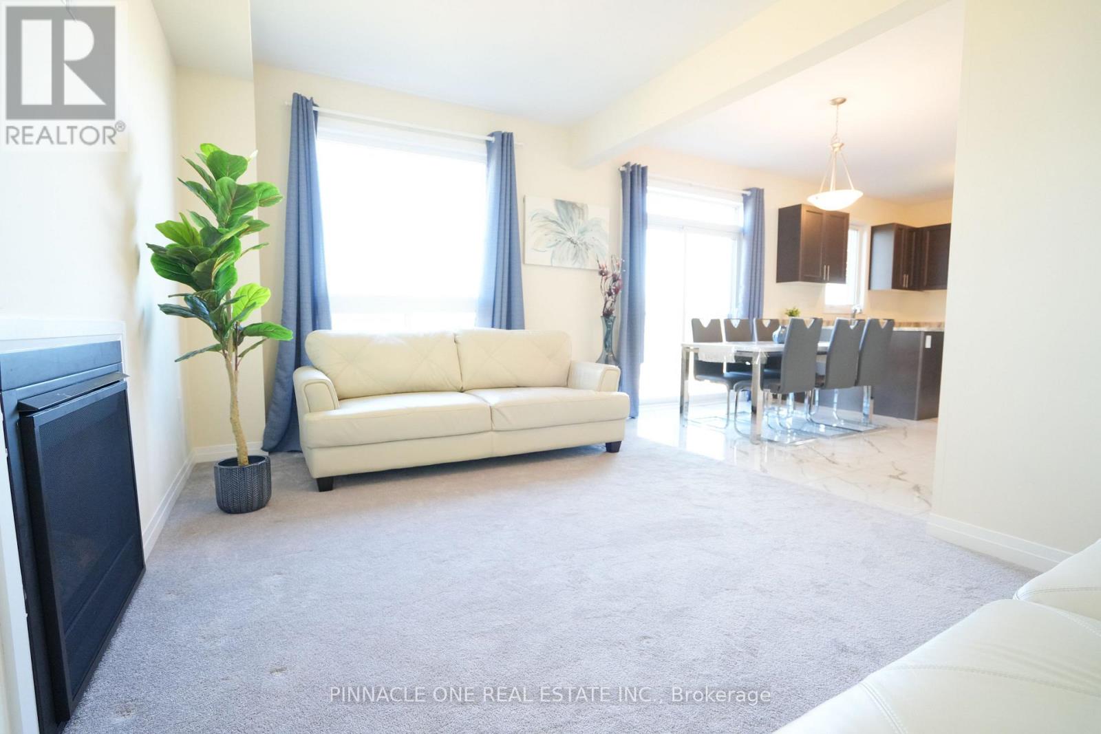 21 Carew Boulevard, Kawartha Lakes, Ontario  K9V 0P6 - Photo 19 - X12493020