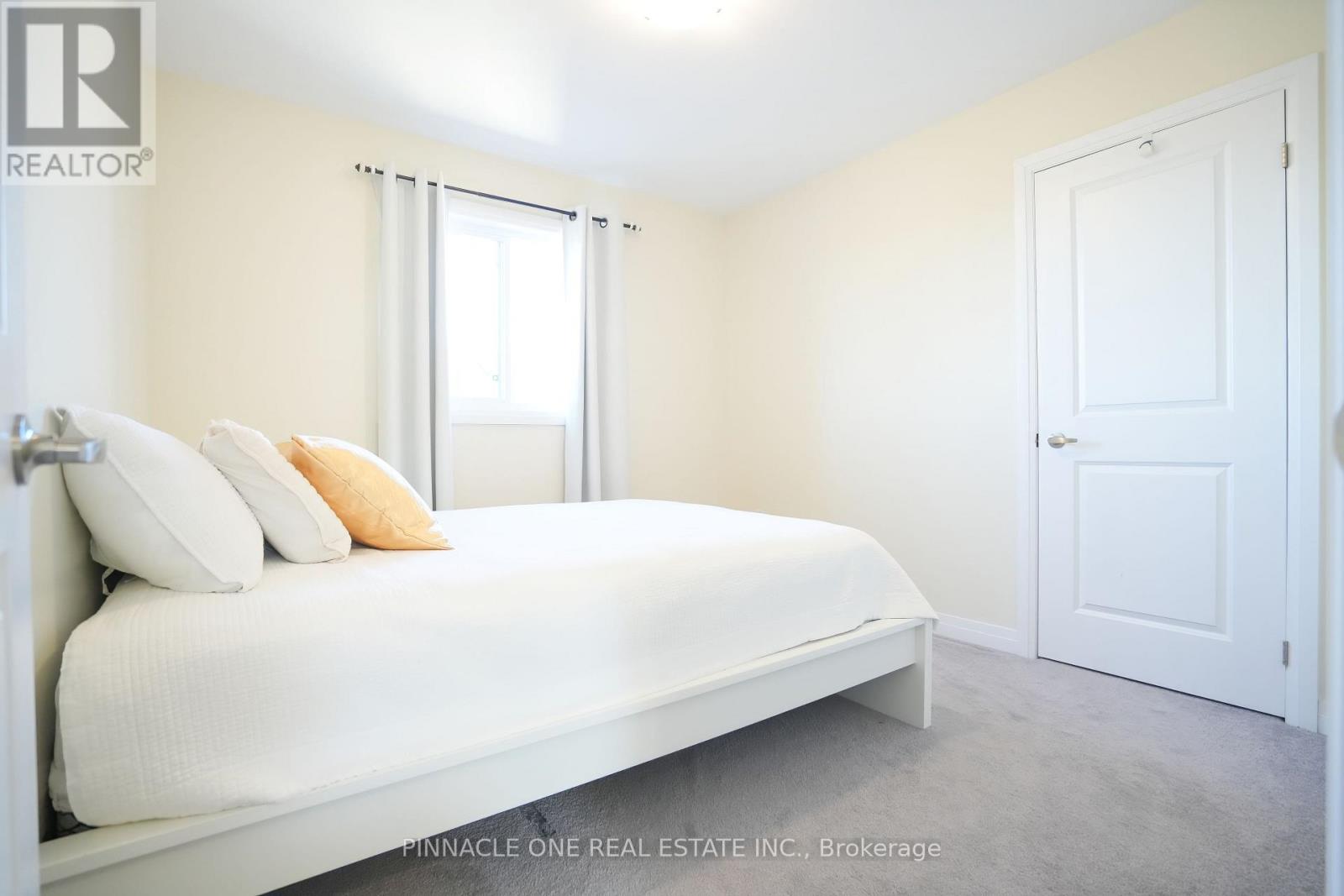 21 Carew Boulevard, Kawartha Lakes, Ontario  K9V 0P6 - Photo 47 - X12493020