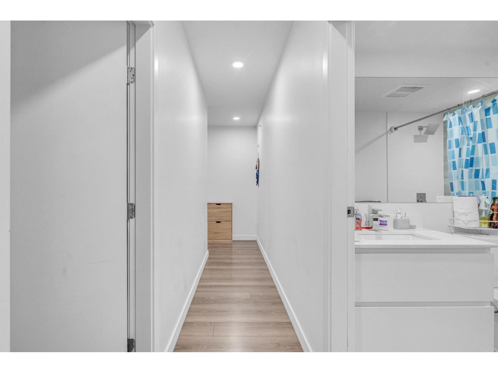 2703 13615 Fraser Highway, Surrey, British Columbia V3T 0P7 - Photo 21 - R3063548