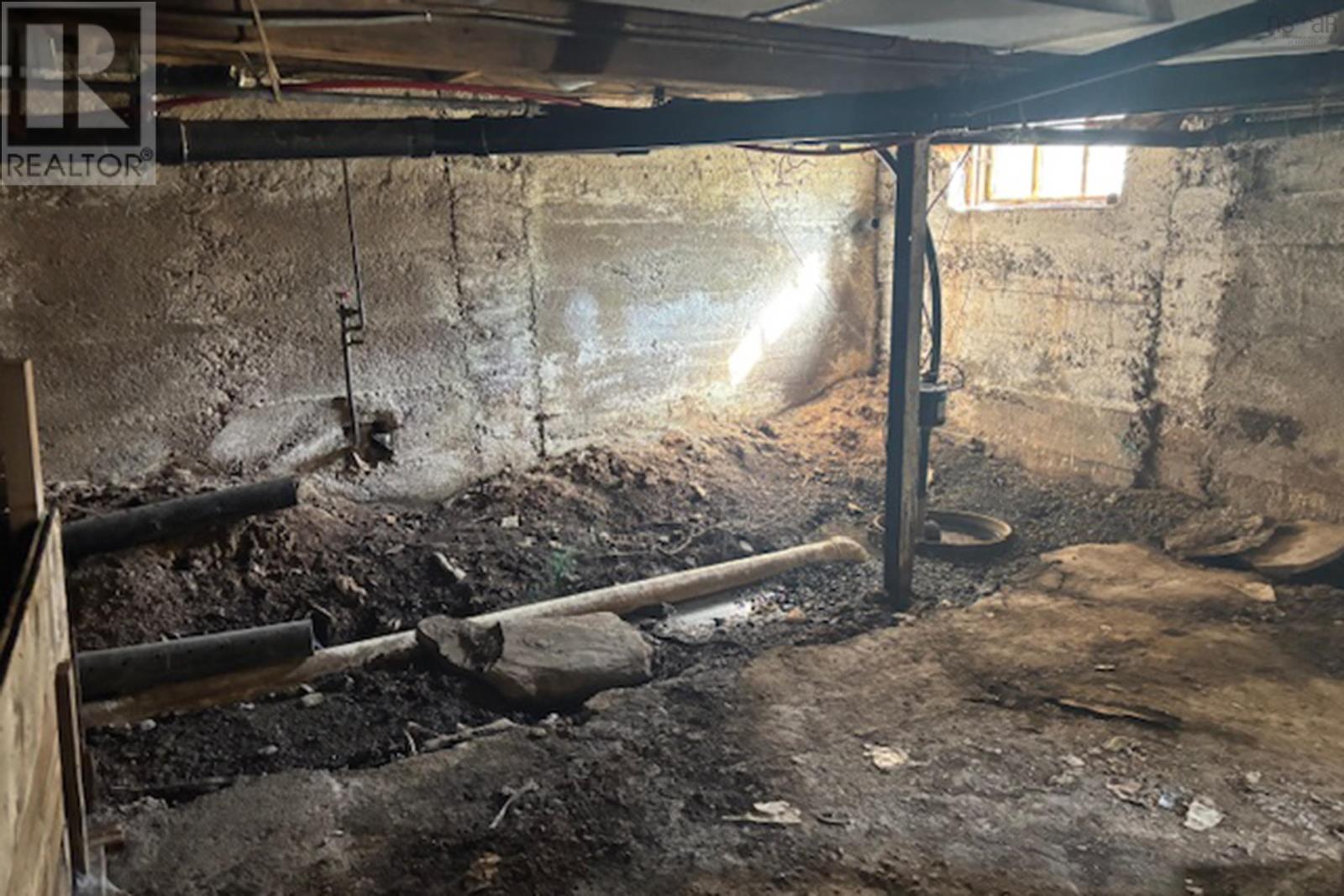 2482 Athol Road, Springhill, Nova Scotia  B0M 1X0 - Photo 11 - 202527160