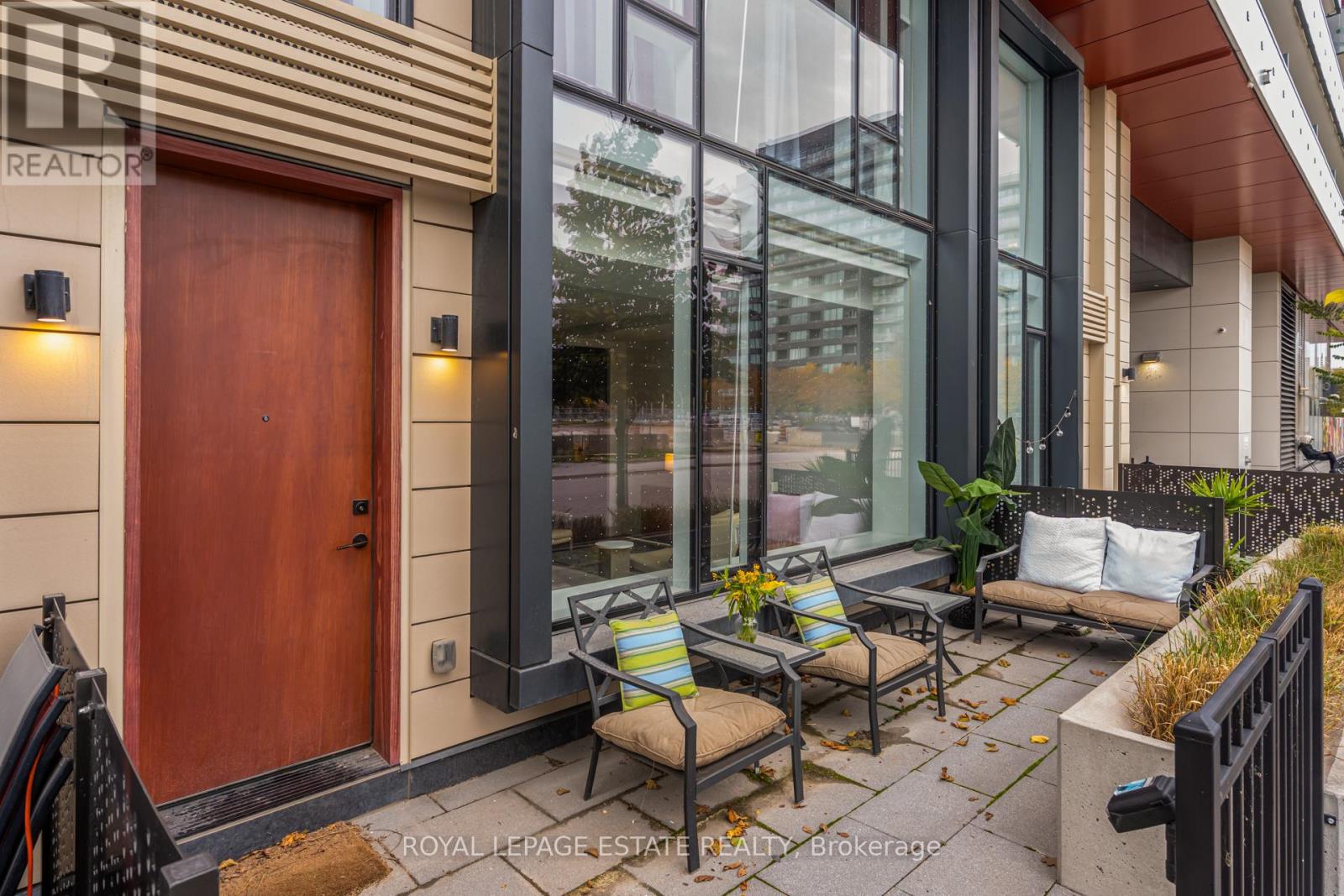 S-108 - 180 Mill Street, Toronto, Ontario  M5A 0V7 - Photo 3 - C12504114