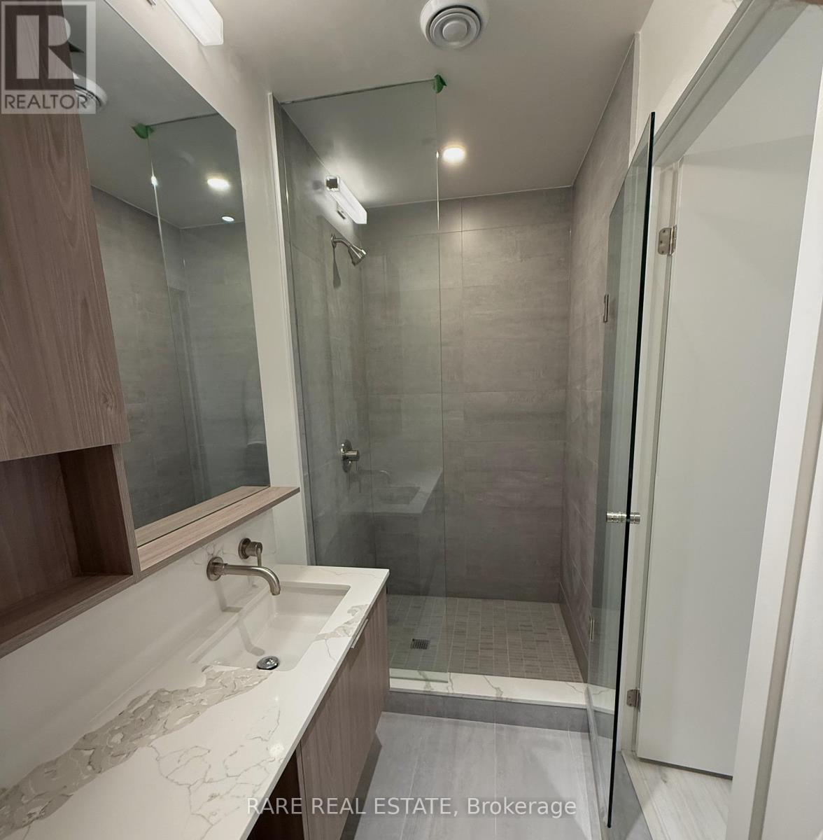 1010 S - 110 Broadway Avenue, Toronto, Ontario  M4P 1V7 - Photo 8 - C12504136