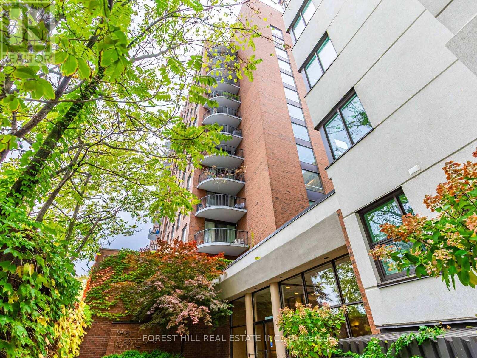 902 - 47 ST CLAIR AVENUE W, Toronto, Ontario