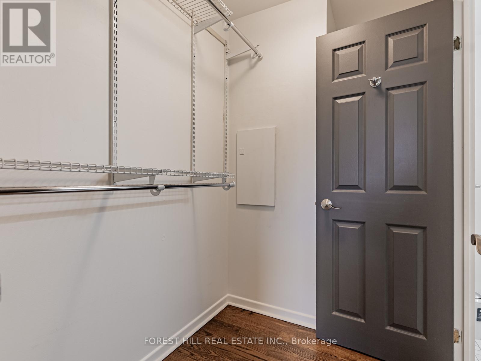 902 - 47 St Clair Avenue W, Toronto, Ontario  M4V 3A5 - Photo 20 - C12504156