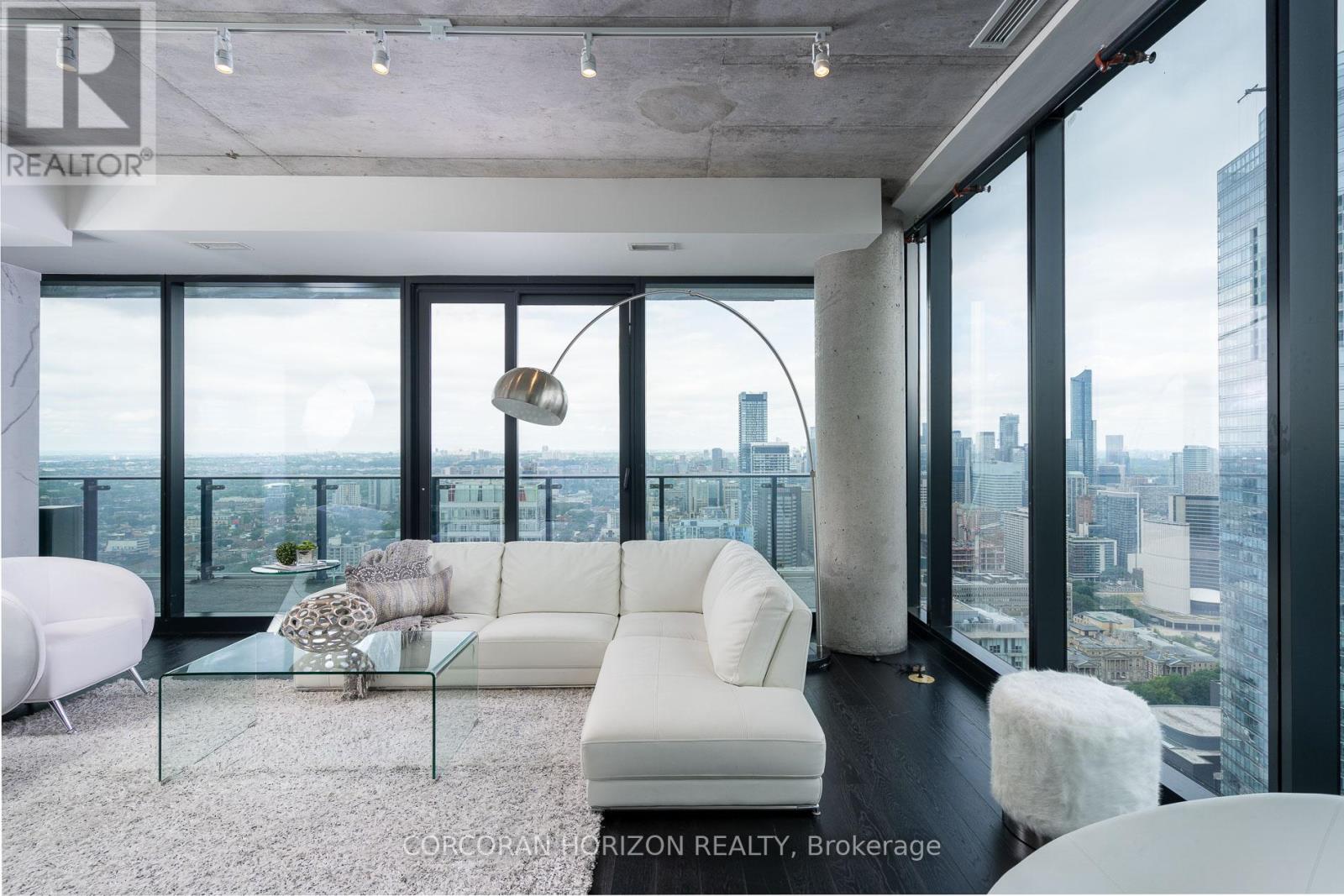 4601 - 224 King Street W, Toronto, Ontario  M5H 0A6 - Photo 11 - C12504176