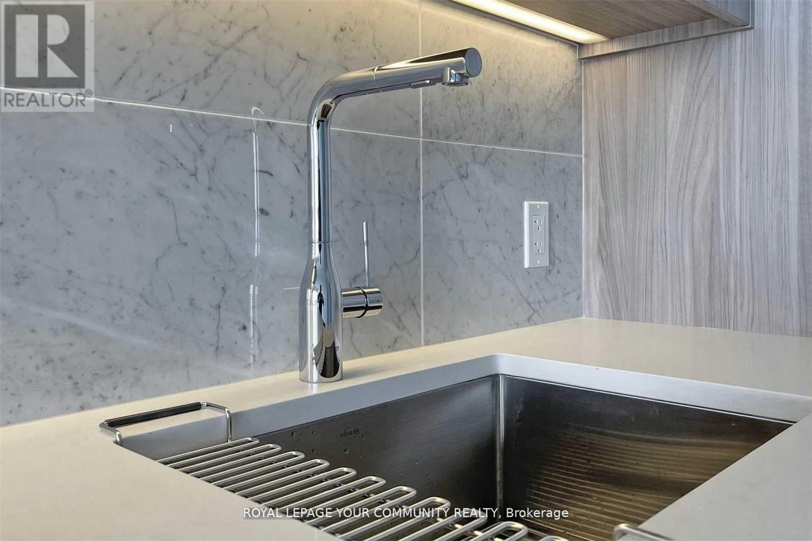 2801 - 85 Mcmahon Drive, Toronto, Ontario  M2K 0H1 - Photo 10 - C12504178