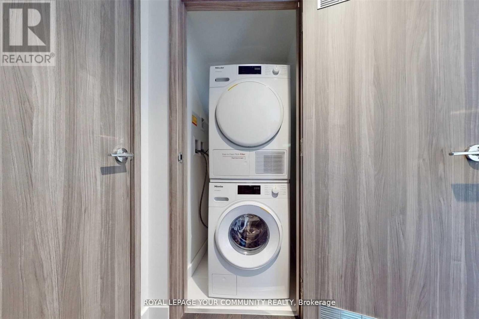 2801 - 85 Mcmahon Drive, Toronto, Ontario  M2K 0H1 - Photo 24 - C12504178