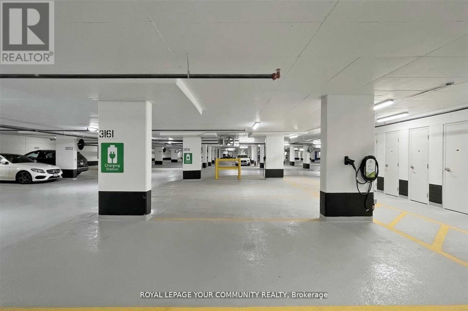 2801 - 85 Mcmahon Drive, Toronto, Ontario  M2K 0H1 - Photo 3 - C12504178