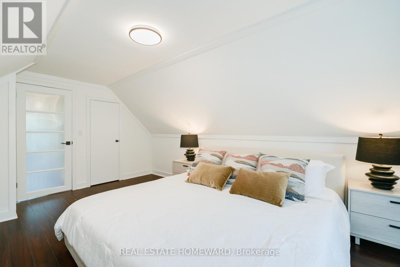 10 Norlong Boulevard, Toronto, Ontario  M4C 3W6 - Photo 25 - E12504090