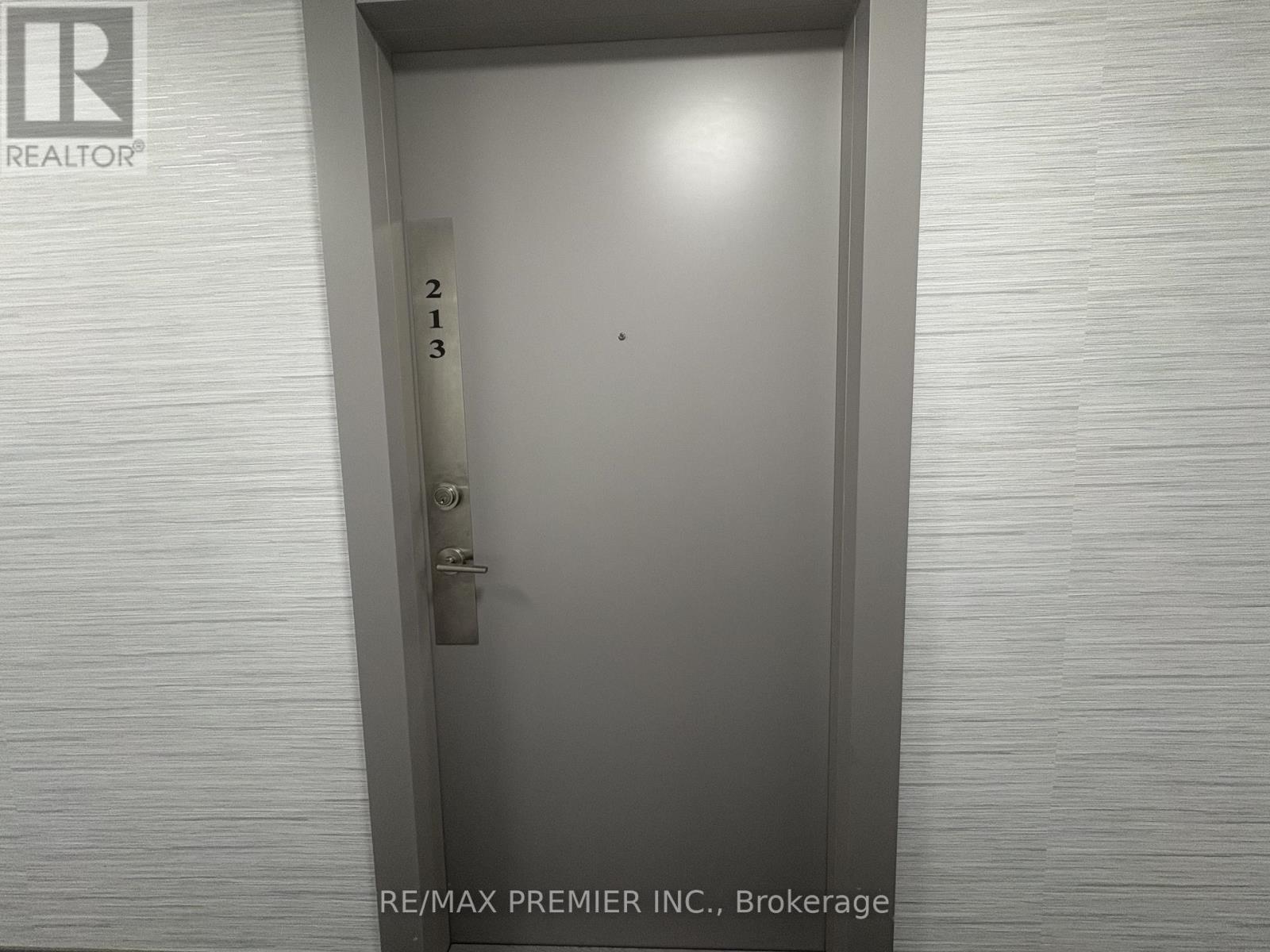 213 - 3220 Sheppard Avenue E, Toronto, Ontario  M1T 0B7 - Photo 2 - E12504188