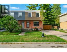 11 EASTVALE Place, Hamilton, Ontario