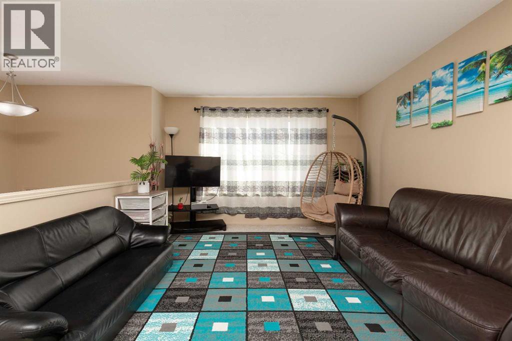 19 Blackfoot Boulevard W, Lethbridge, Alberta  T1K 7N7 - Photo 4 - A2266906