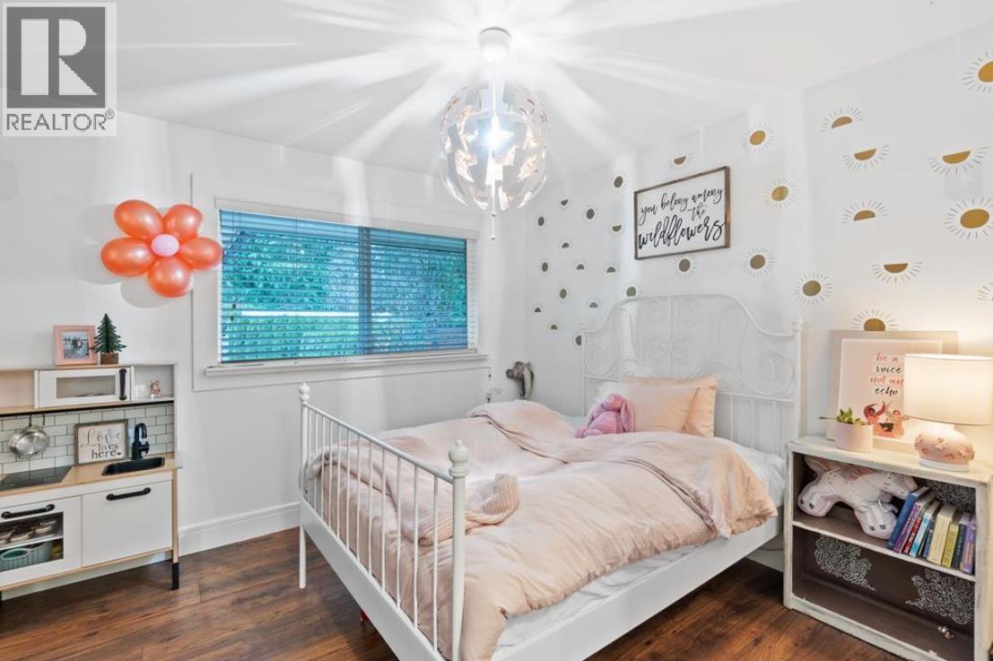 24055 Fern Crescent, Maple Ridge, British Columbia  V4R 2S1 - Photo 9 - R3057254