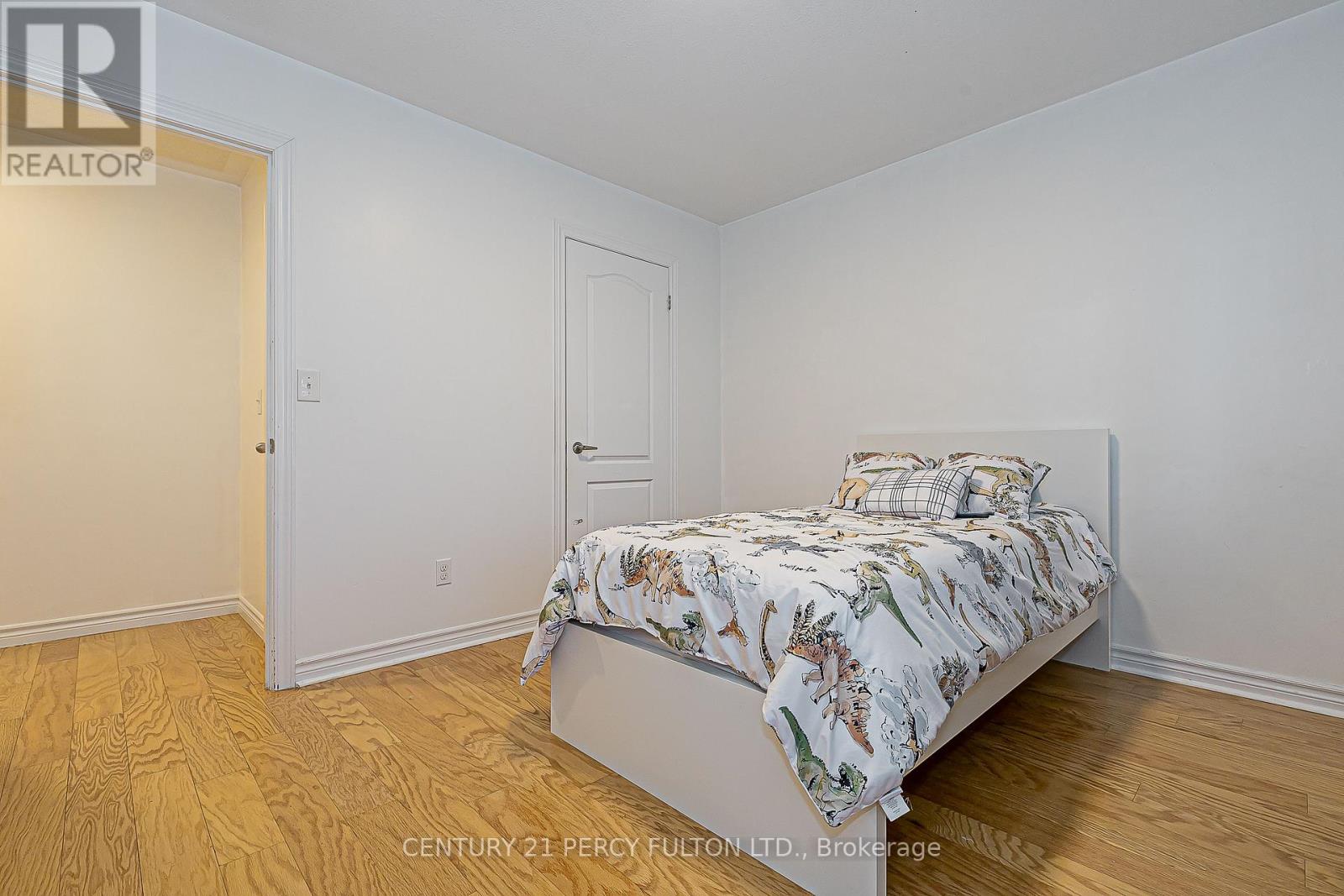 29 Vettese Court, Markham, Ontario  L6B 0V6 - Photo 28 - N12504152