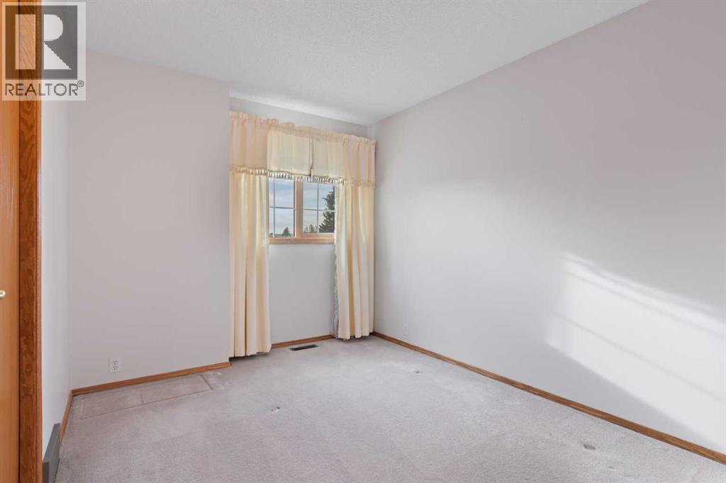 97 Downey Road, Okotoks, Alberta  T1S 1N9 - Photo 22 - A2268185