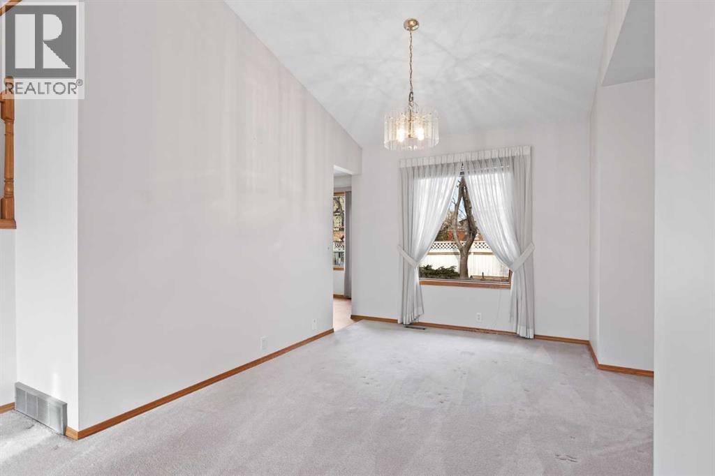 97 Downey Road, Okotoks, Alberta  T1S 1N9 - Photo 6 - A2268185