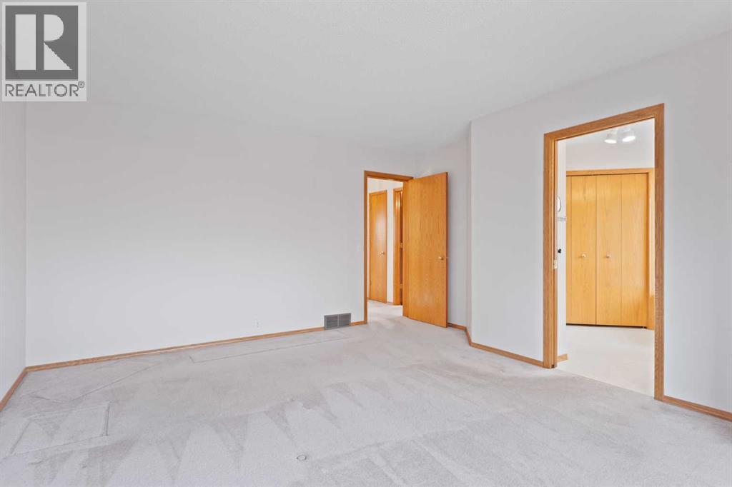 97 Downey Road, Okotoks, Alberta  T1S 1N9 - Photo 17 - A2268185