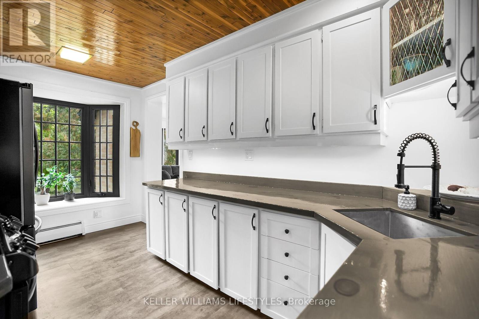 1183 Princess Avenue, London East, Ontario  N5W 3N4 - Photo 8 - X12504258