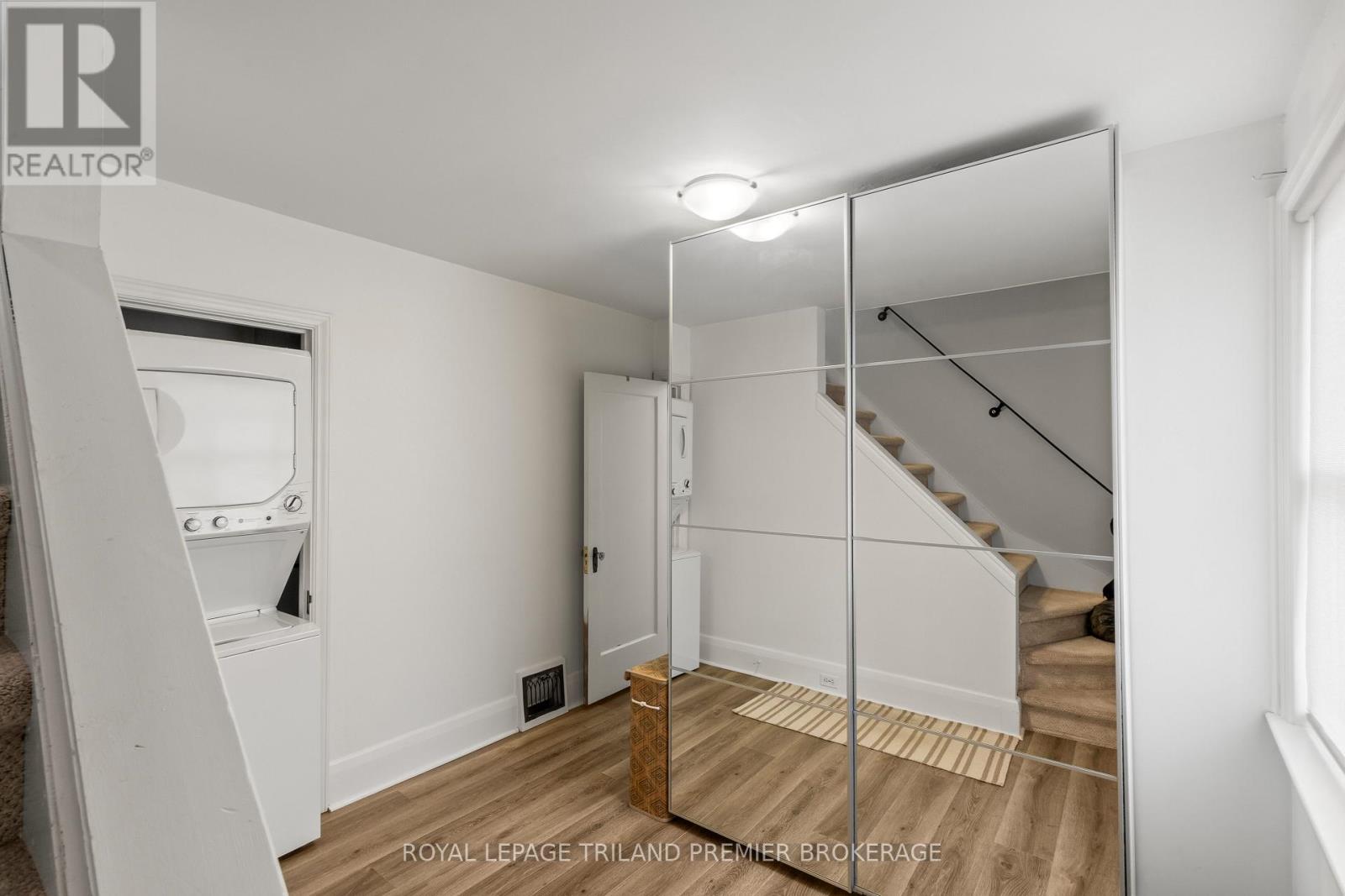 22 Briscoe Street E, London South, Ontario  N6C 1W9 - Photo 22 - X12504292