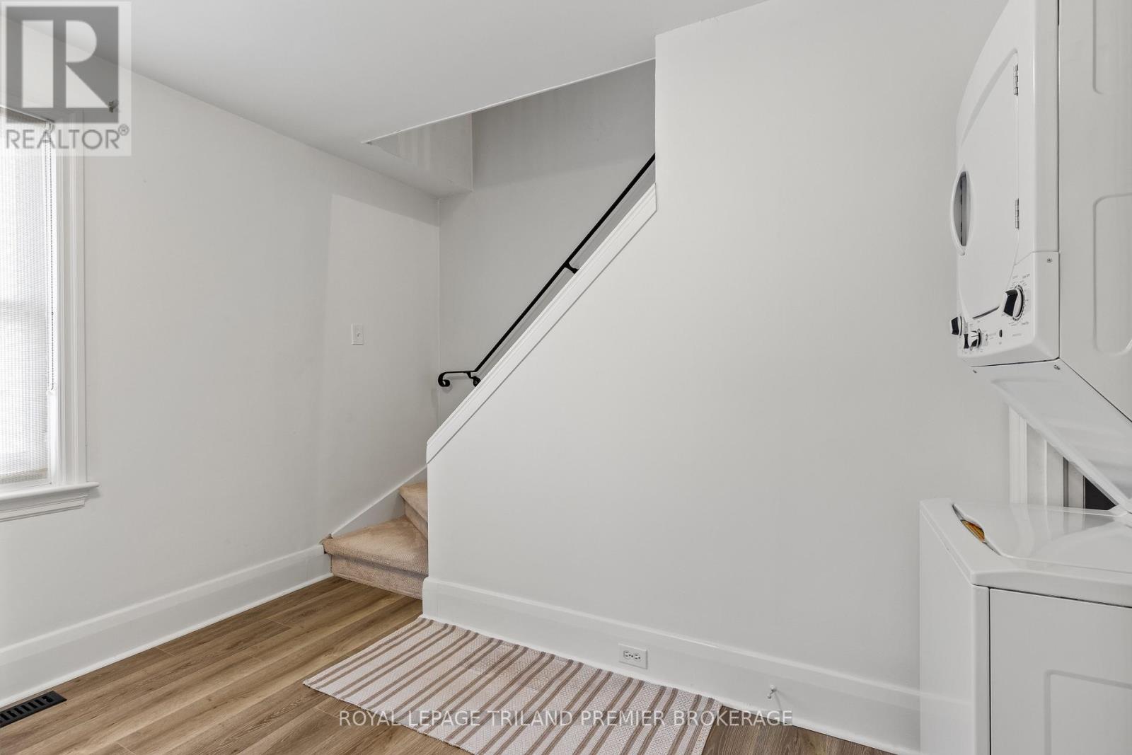 22 Briscoe Street E, London South, Ontario  N6C 1W9 - Photo 23 - X12504292