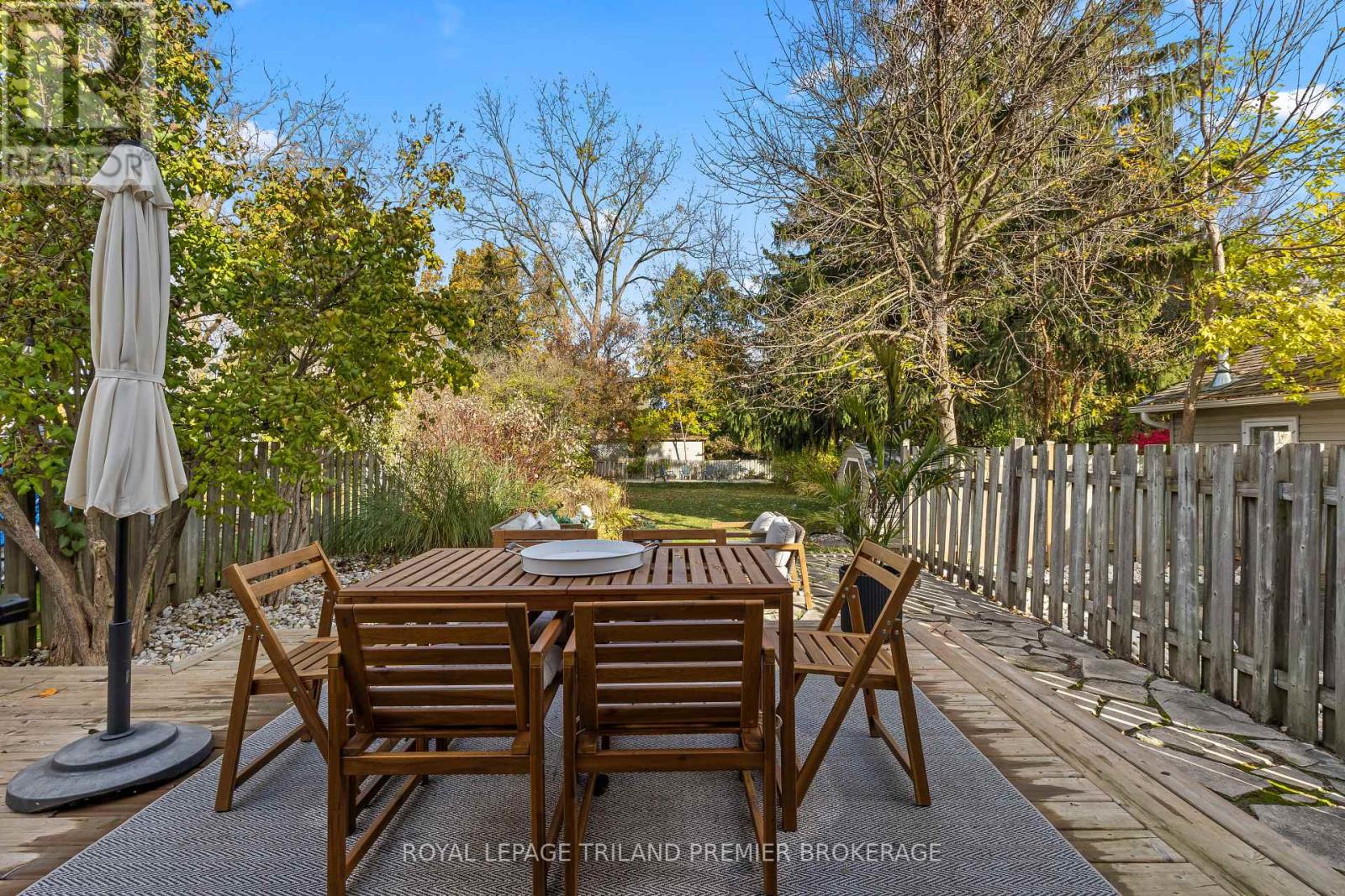 Photo 39 of 42 for 22 Briscoe Street E