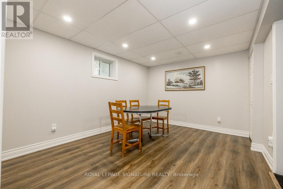 22 Lindale Avenue, Tiny, Ontario  L9M 0J2 - Photo 10 - S12504138