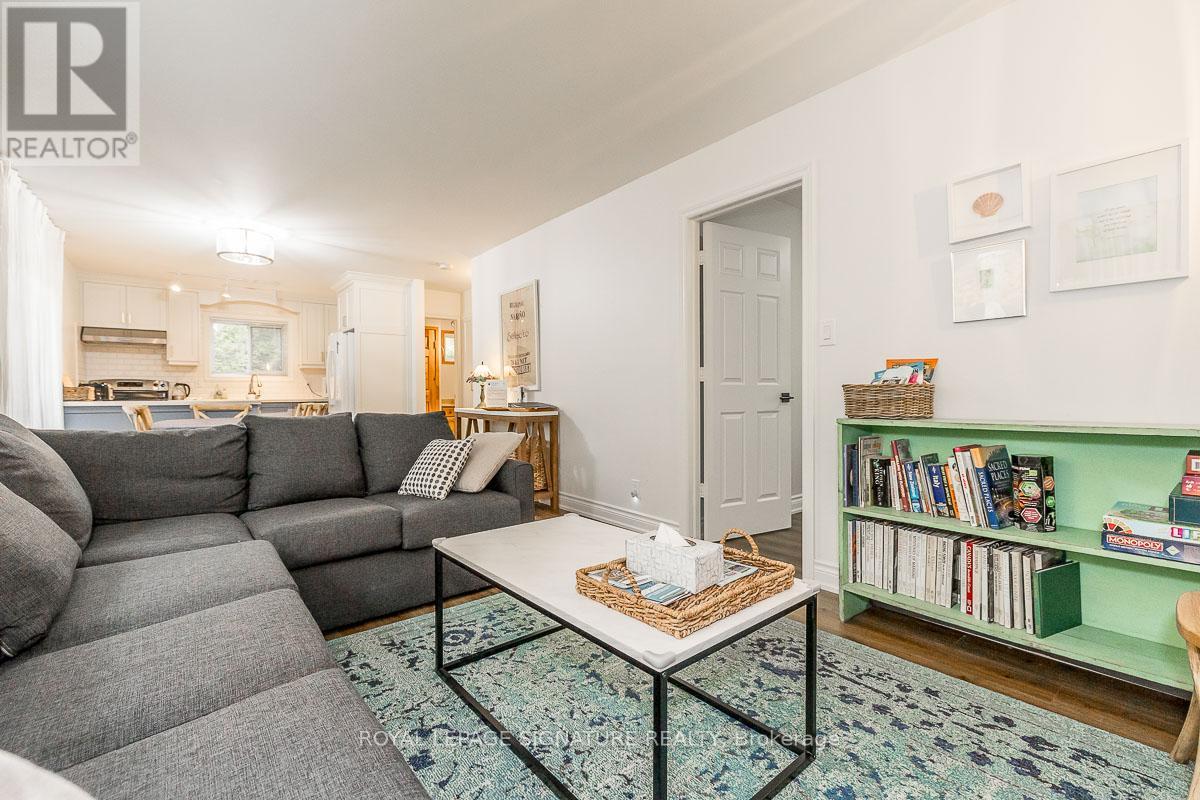 22 Lindale Avenue, Tiny, Ontario  L9M 0J2 - Photo 5 - S12504138