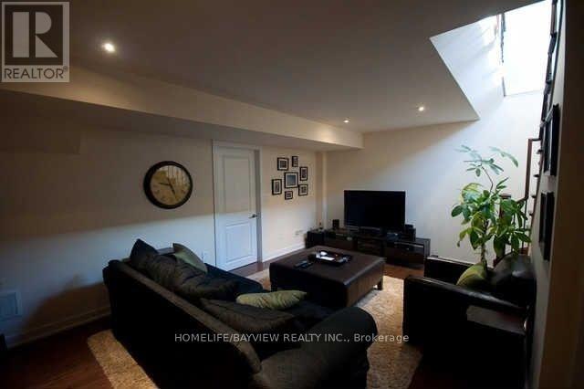 97 Dariole Drive, Richmond Hill, Ontario  L4E 0Z4 - Photo 17 - N12478563