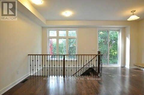 97 Dariole Drive, Richmond Hill, Ontario  L4E 0Z4 - Photo 6 - N12478563