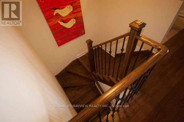 97 Dariole Drive, Richmond Hill, Ontario  L4E 0Z4 - Photo 7 - N12478563