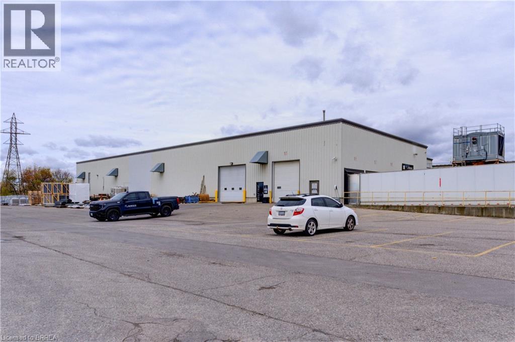 75 Plant Farm Boulevard Unit# 5, Brantford, Ontario  N3S 7W3 - Photo 2 - 40782123