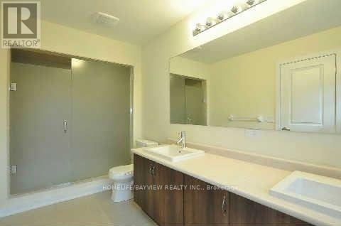 97 Dariole Drive, Richmond Hill, Ontario  L4E 0Z4 - Photo 9 - N12478563