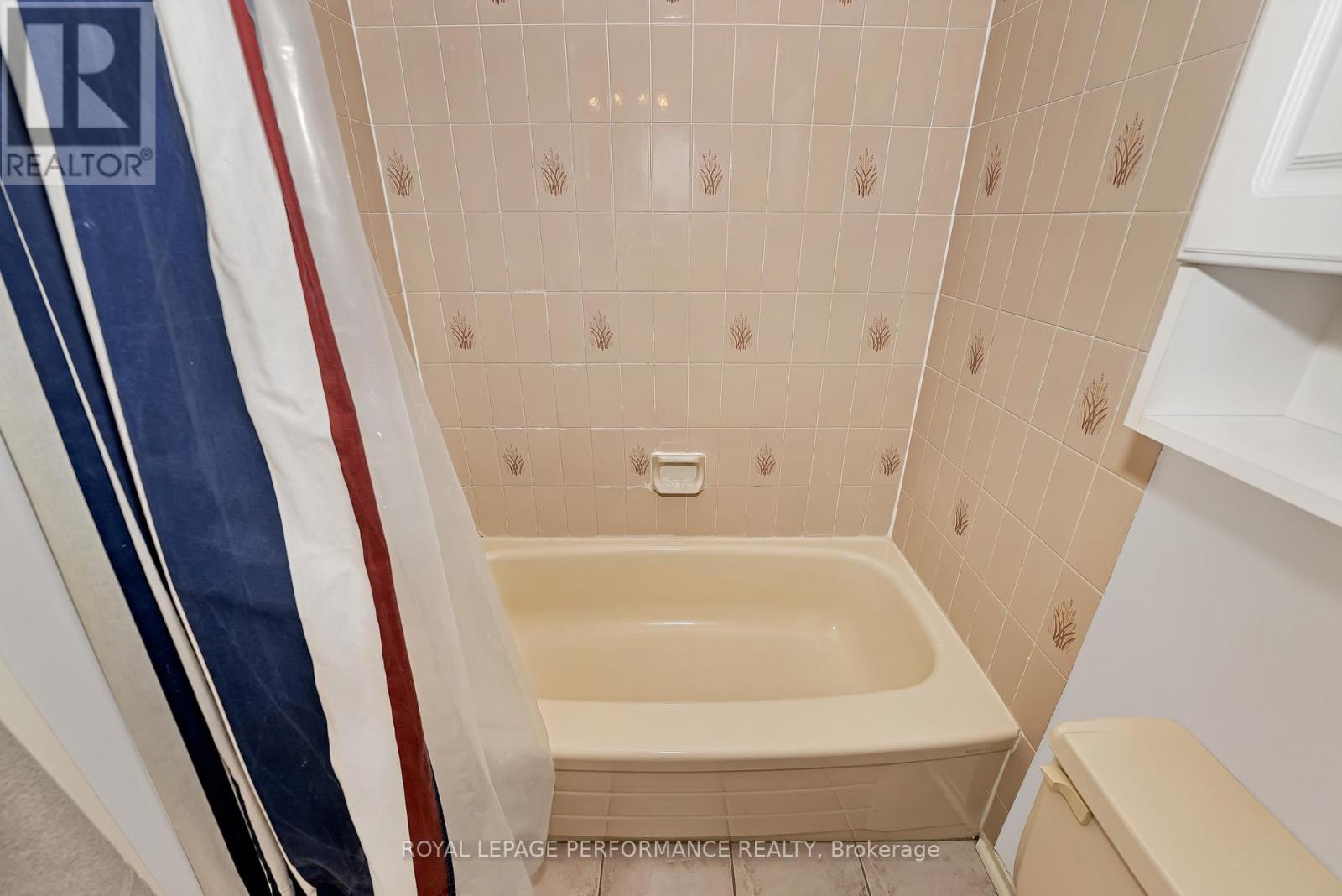 46 Otten Drive, Ottawa, Ontario  K2J 1J2 - Photo 24 - X12504256