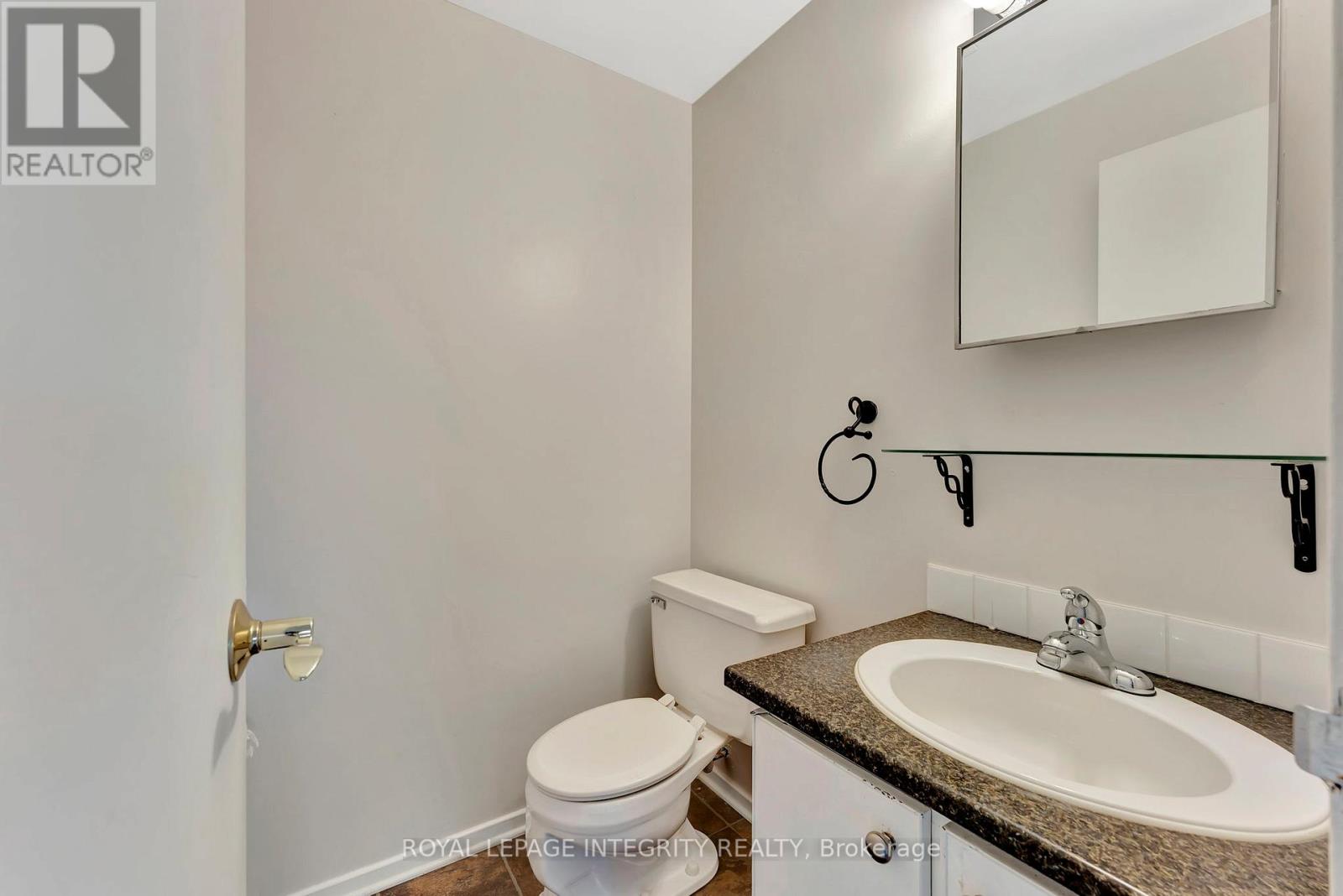 504 - 20 Chesterton Drive, Ottawa, Ontario  K2E 6Z7 - Photo 19 - X12504270