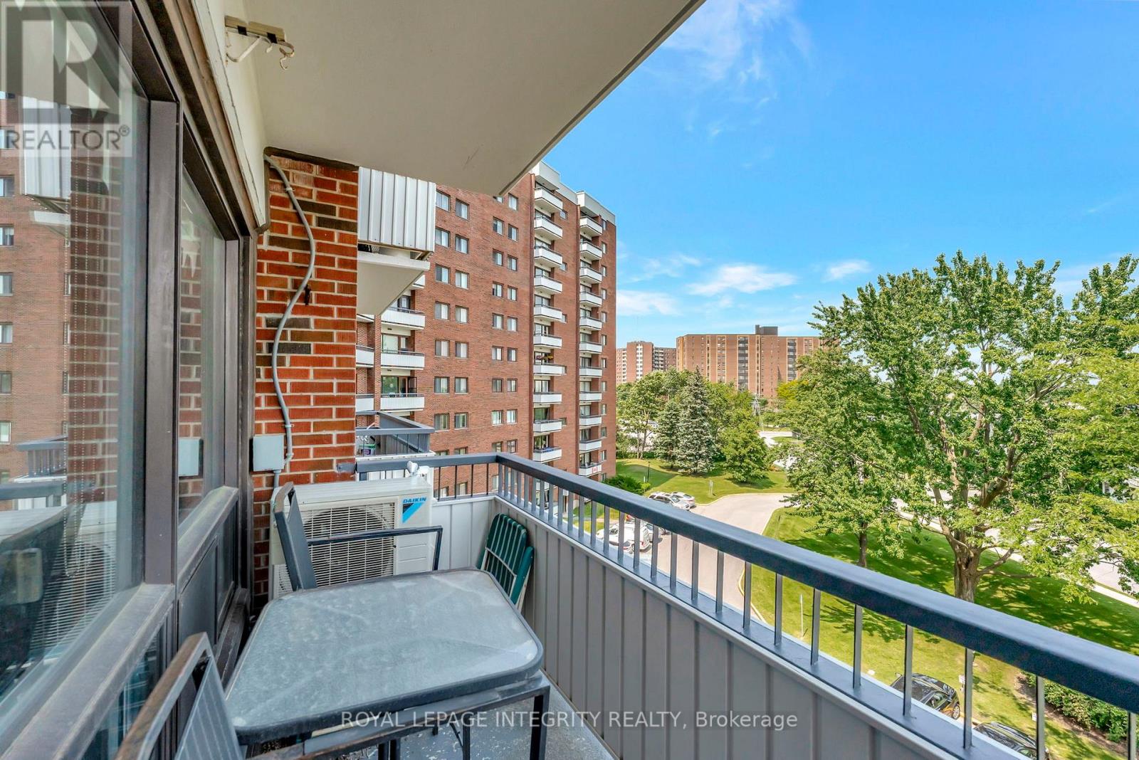 504 - 20 Chesterton Drive, Ottawa, Ontario  K2E 6Z7 - Photo 25 - X12504270