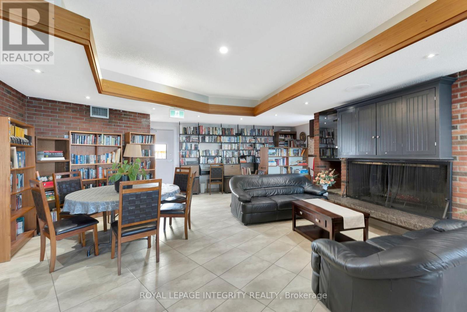 504 - 20 Chesterton Drive, Ottawa, Ontario  K2E 6Z7 - Photo 27 - X12504270