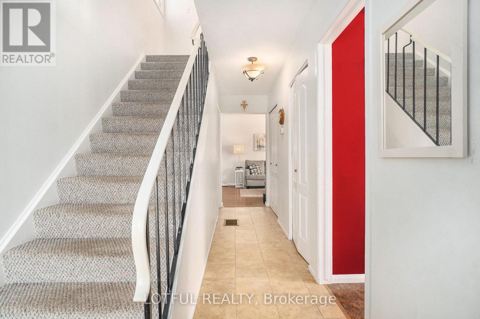 427 Kintyre Private, Ottawa, Ontario  K2C 3M9 - Photo 18 - X12504352