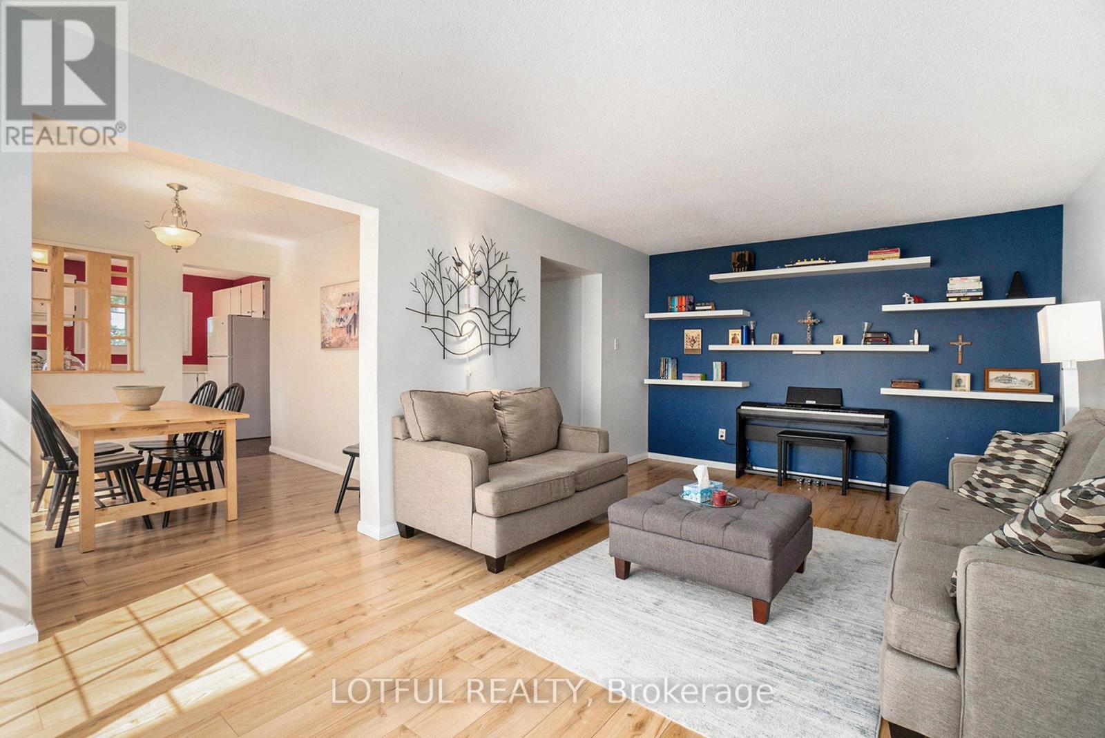 427 Kintyre Private, Ottawa, Ontario  K2C 3M9 - Photo 6 - X12504352