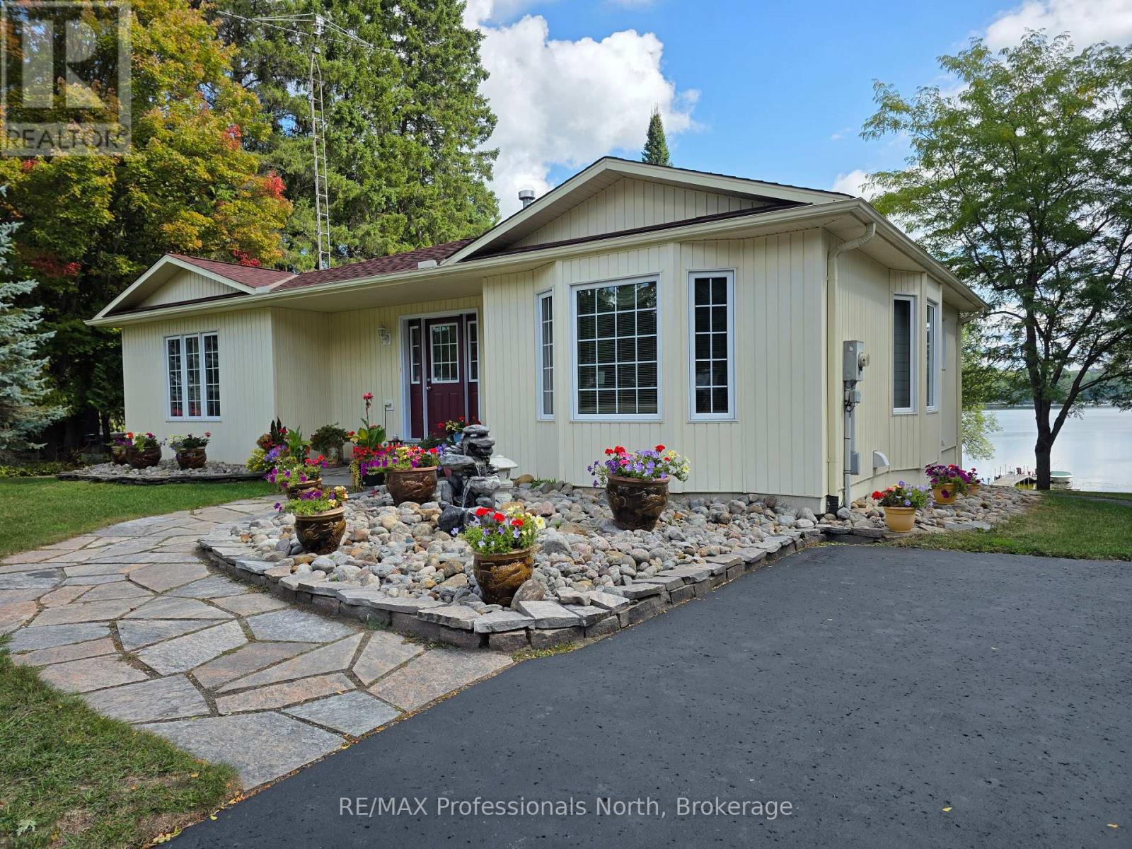 4696 County Road 21, Dysart Et Al, Ontario K0M 1S0 - Photo 4 - X12180079