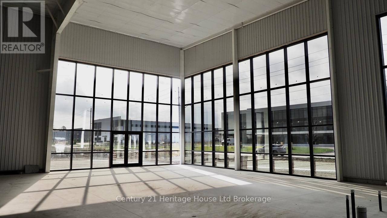 462 Griffin Way, Woodstock, Ontario N4T 0N2 - Photo 4 - X12504306