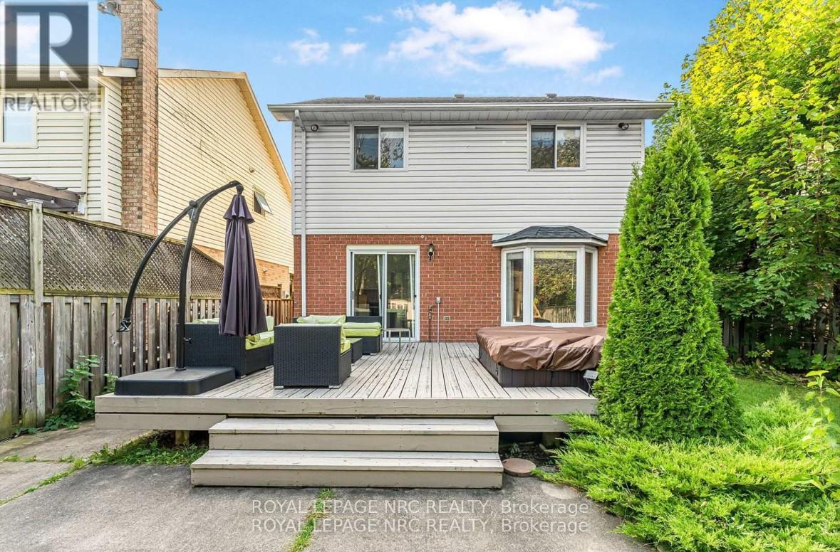 41 Huntington Lane, St. Catharines, Ontario  L2S 3R5 - Photo 11 - X12504310