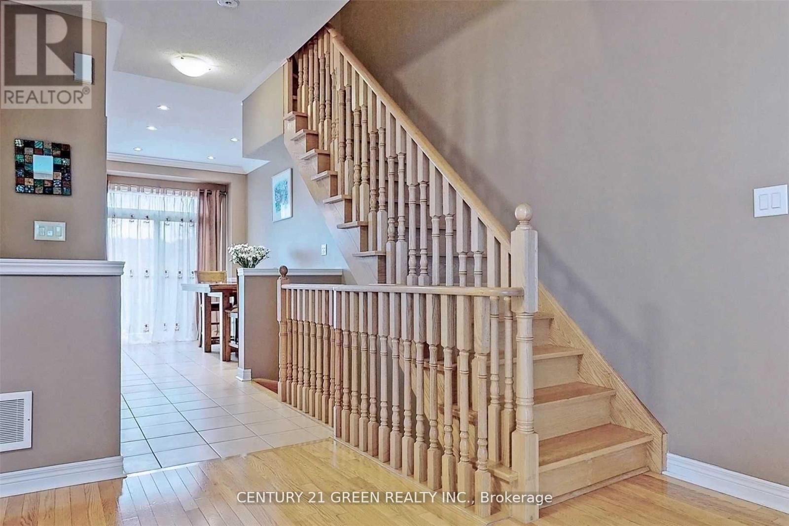21 Cedar Lake Crescent, Brampton, Ontario  L6Y 0P9 - Photo 15 - W12504102