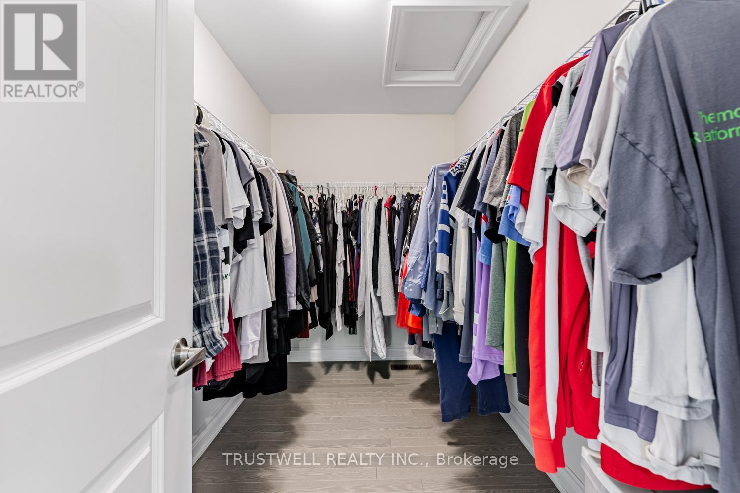 12 Vineyard Drive, Brampton, Ontario  L6Y 2A5 - Photo 27 - W12504118