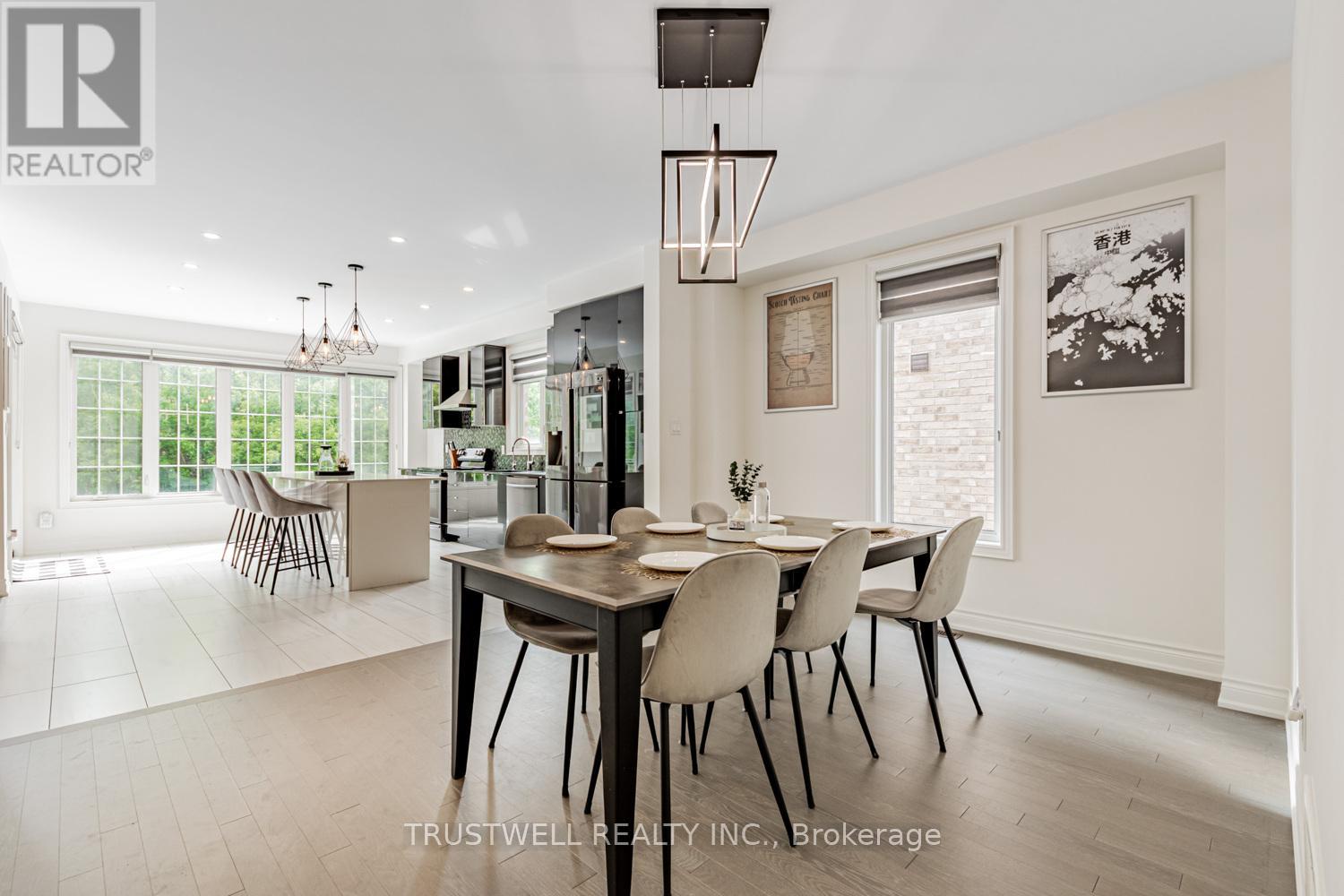 12 Vineyard Drive, Brampton, Ontario  L6Y 2A5 - Photo 8 - W12504118