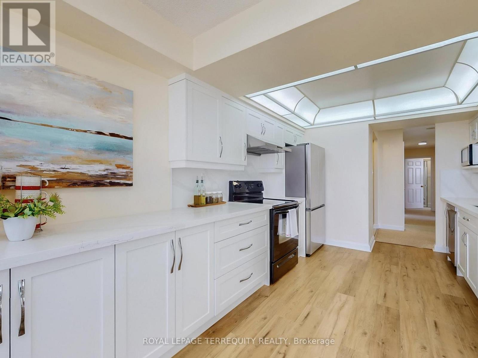 1709 - 24 Hanover Road, Brampton, Ontario  L6S 5K8 - Photo 14 - W12504122