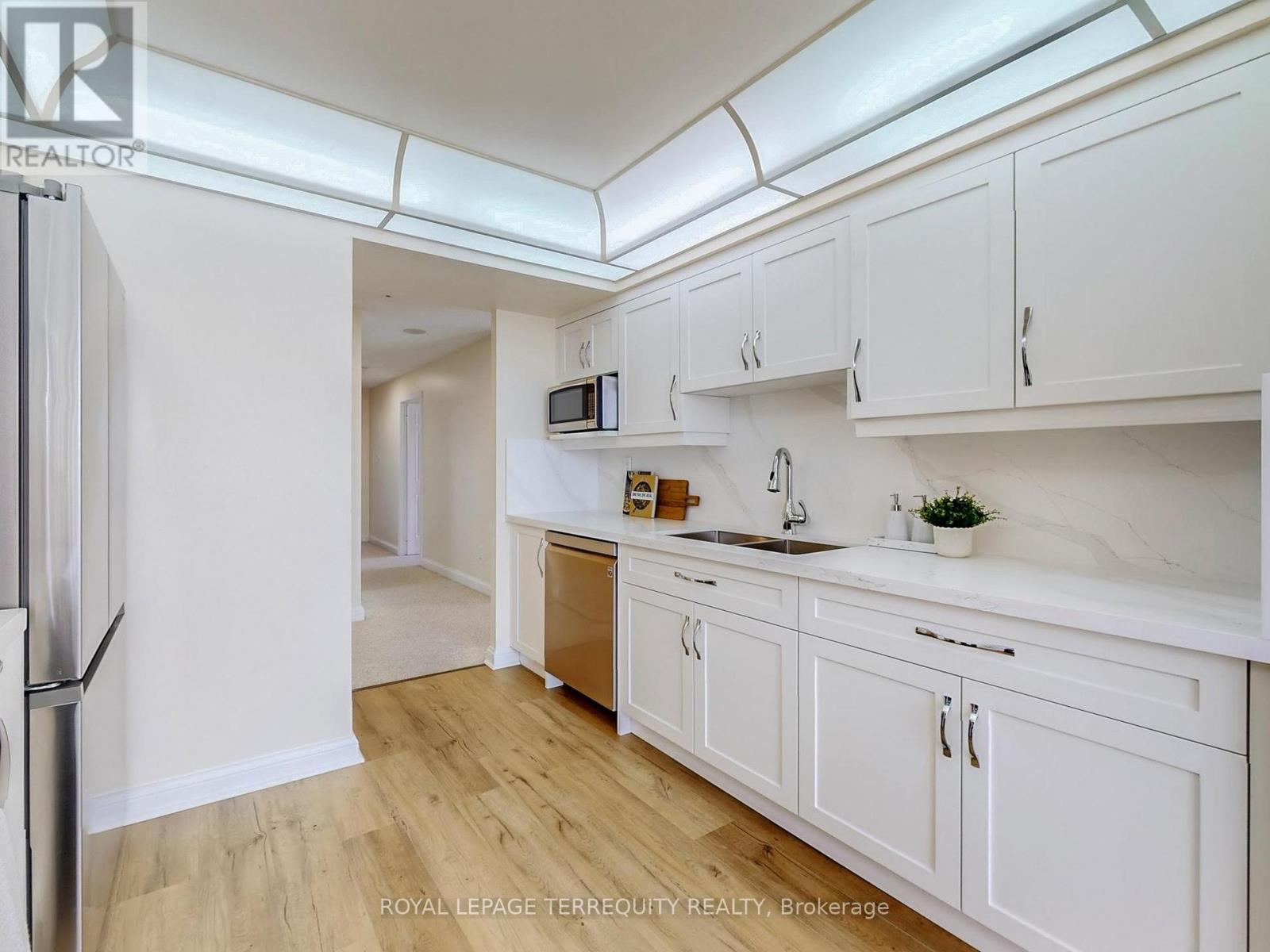 1709 - 24 Hanover Road, Brampton, Ontario  L6S 5K8 - Photo 19 - W12504122